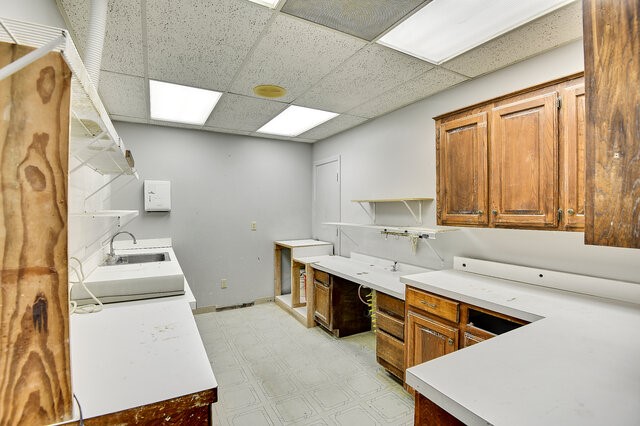 529 W Wheatland Road Duncanville TX 75116