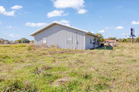 1541 S State Highway 121 Bonham TX 75418