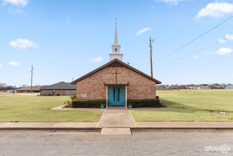 801 N 1st Street Iowa Park TX 76367
