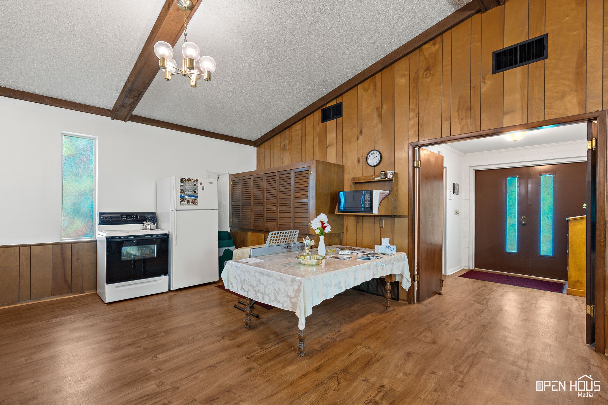 801 N 1st Street Iowa Park TX 76367