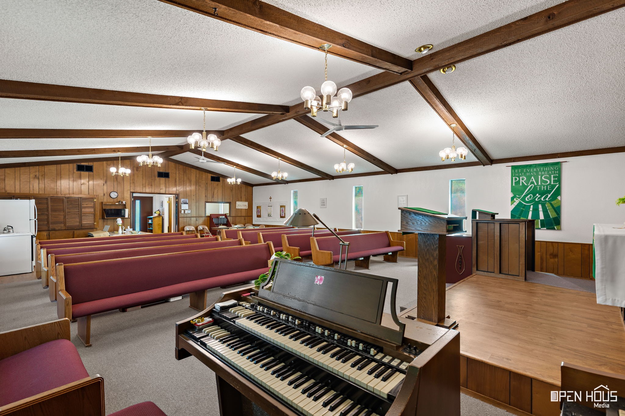 801 N 1st Street Iowa Park TX 76367