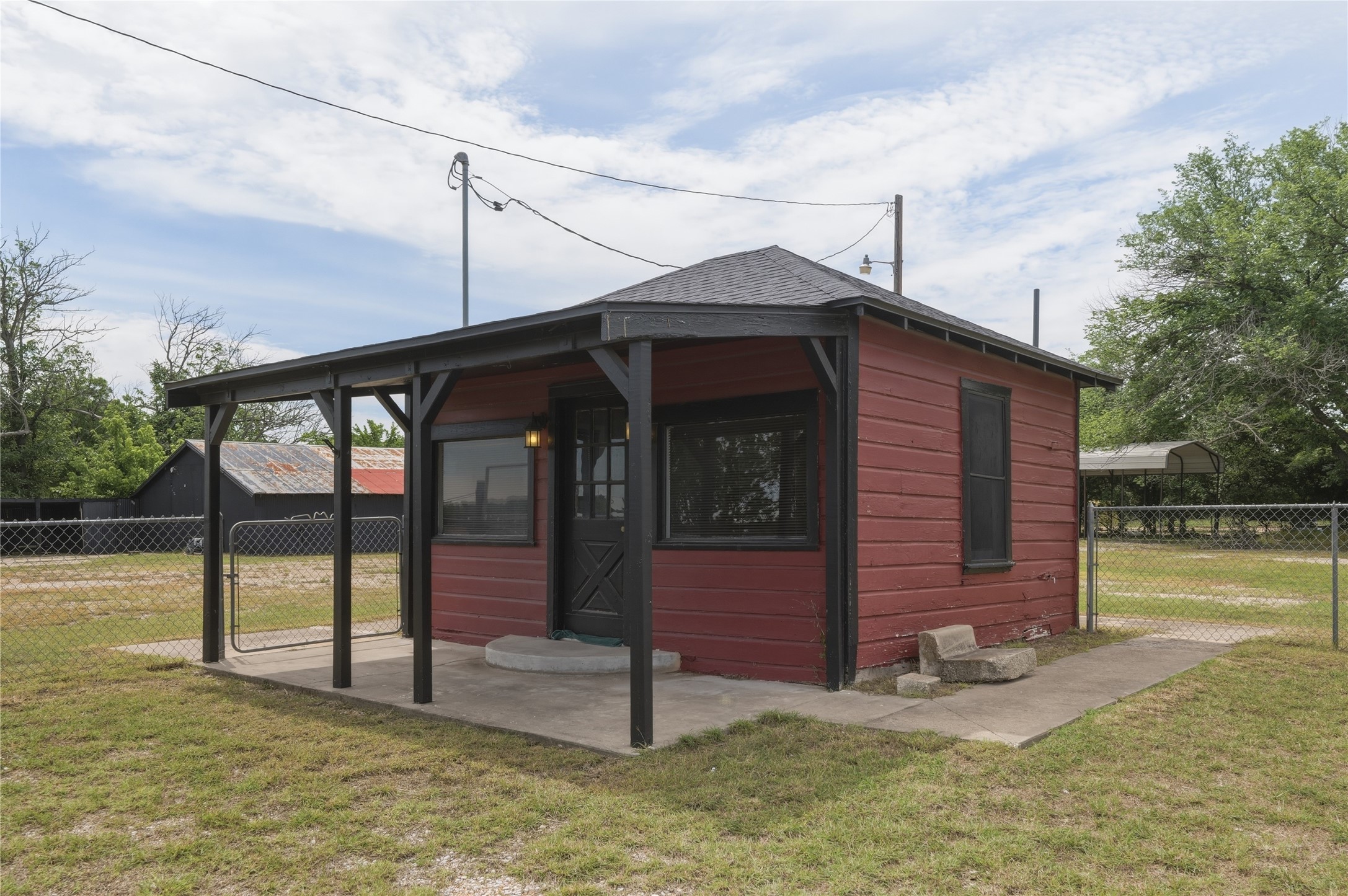 2040 Fort Worth Highway Weatherford TX 76086