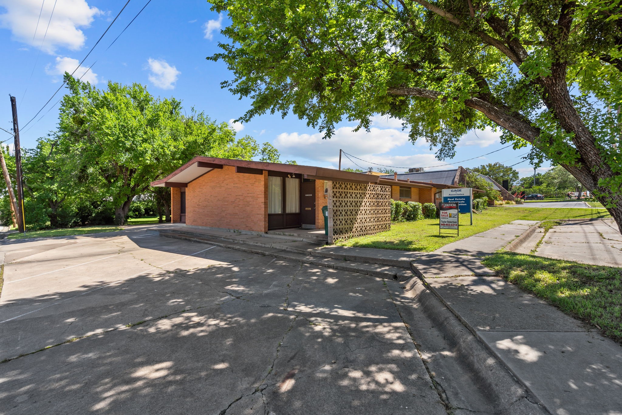 1728 Scripture Street Denton TX 76201