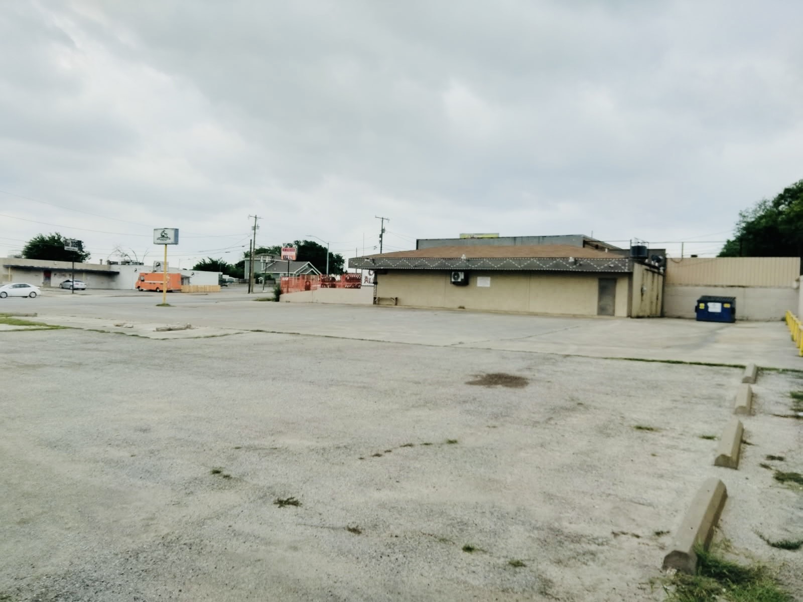 3203 N Main Street Fort Worth TX 76106