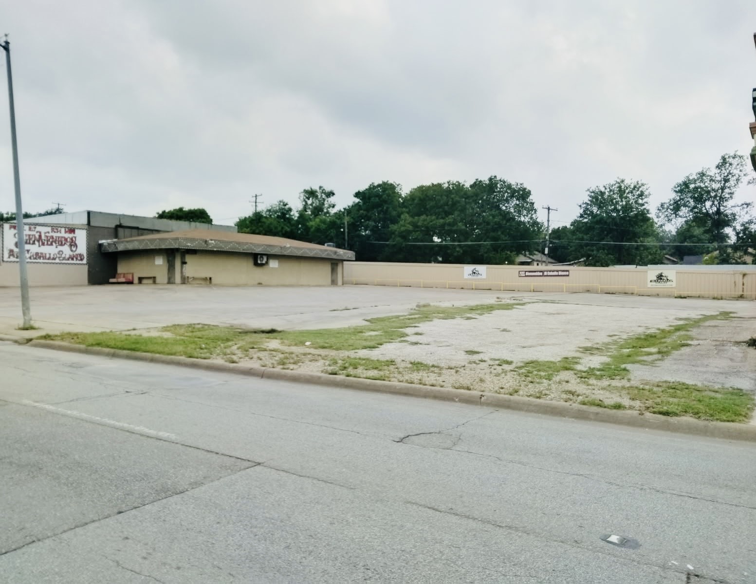 3203 N Main Street Fort Worth TX 76106