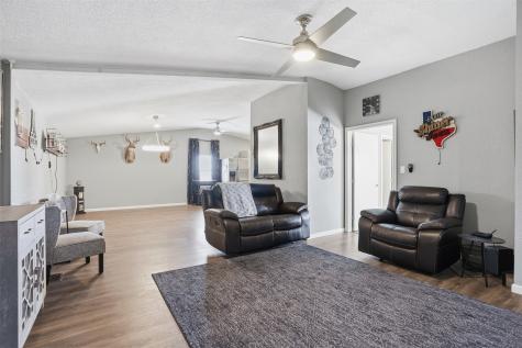 2550 W Us Highway 377 Granbury TX 76048
