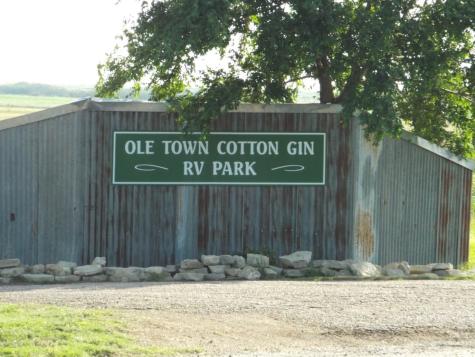 230 Market Street Quanah TX 79252