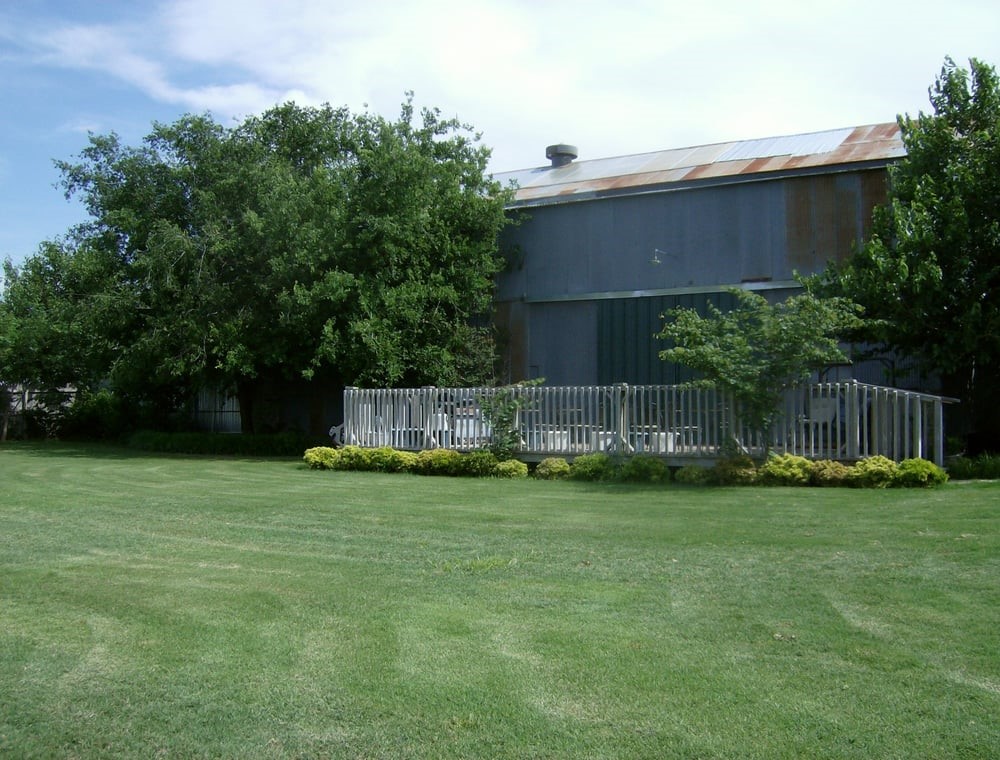 230 Market Street Quanah TX 79252