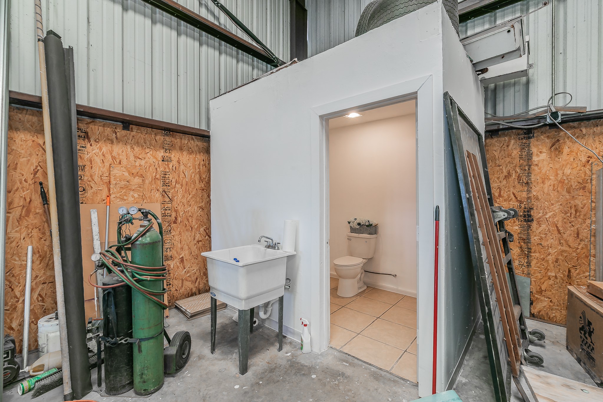307 N State Highway 342 Red Oak TX 75154