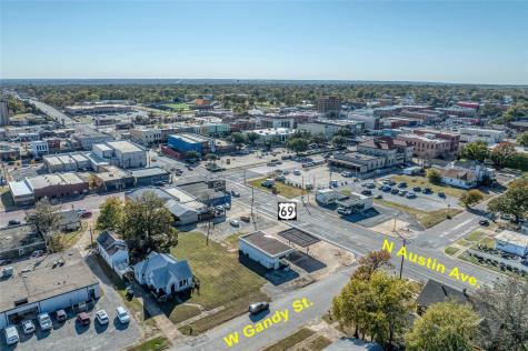 212 N Austin Avenue Denison TX 75020