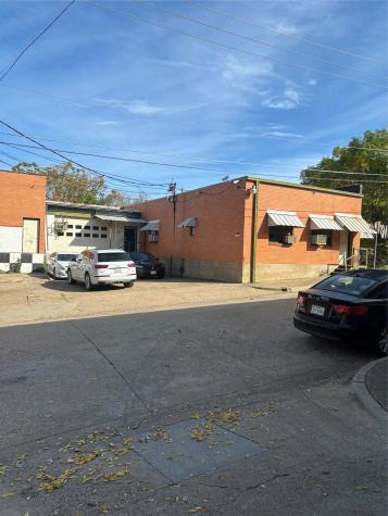 1204 Powhattan Street Dallas TX 75215