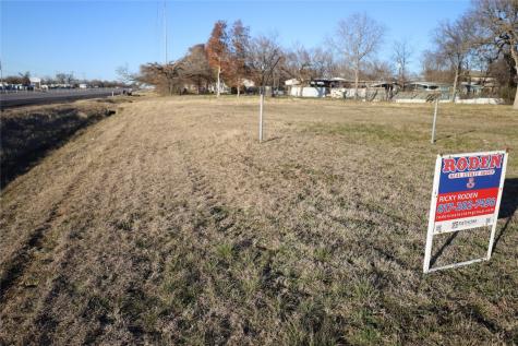 4204 N Main Street Cleburne TX 76058