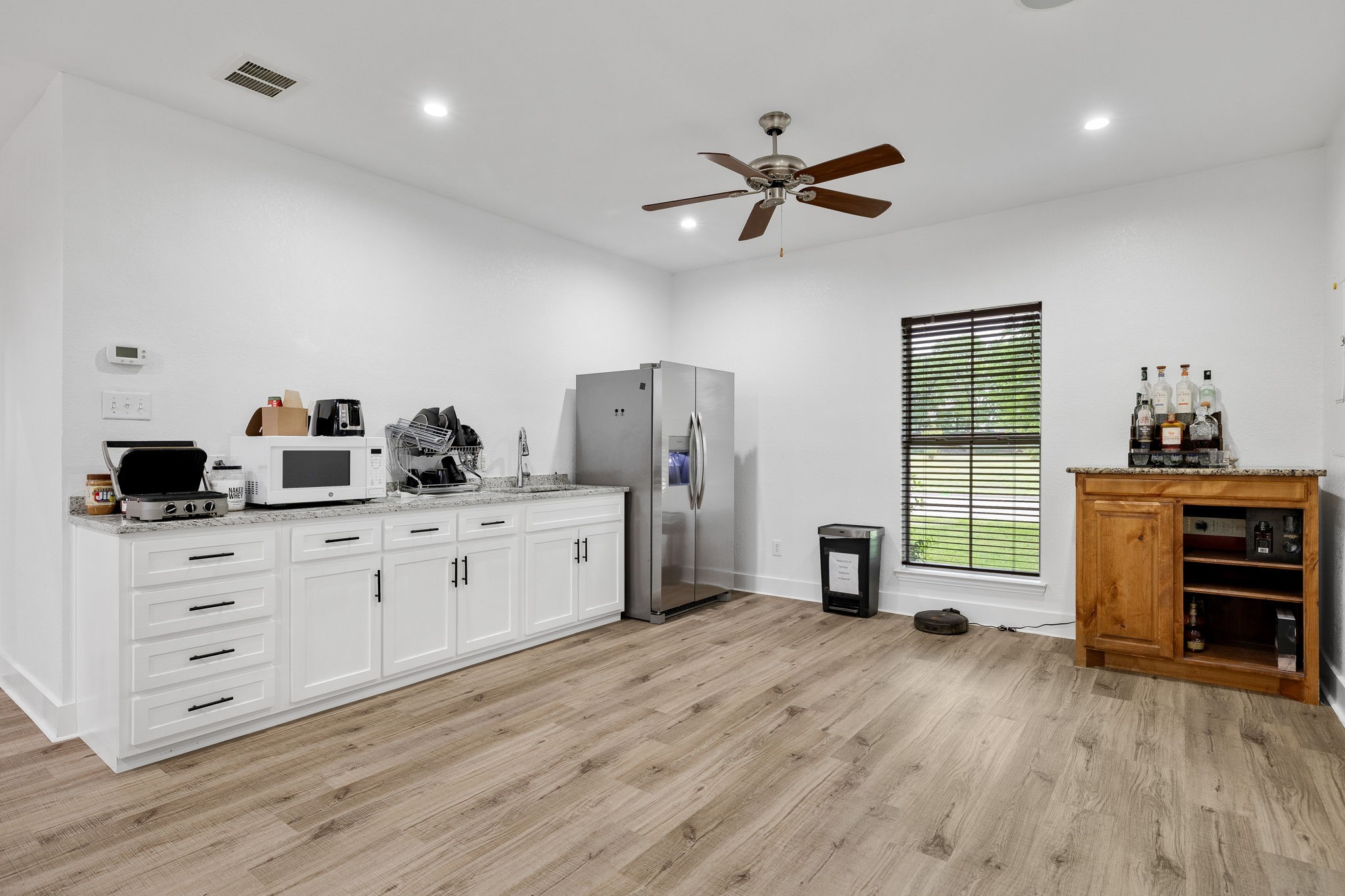 757 Lonesome Dove Trail Hurst TX 76054