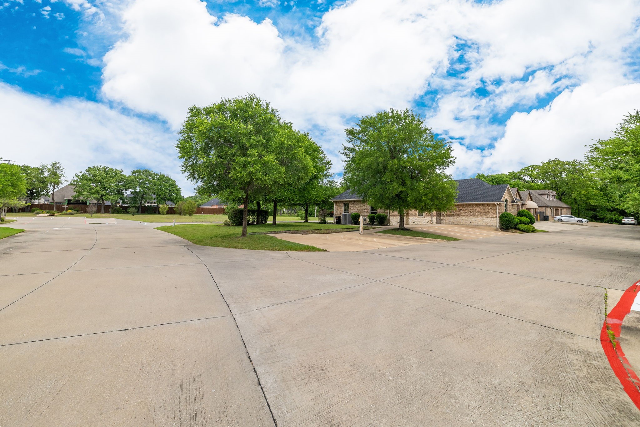 757 Lonesome Dove Trail Hurst TX 76054