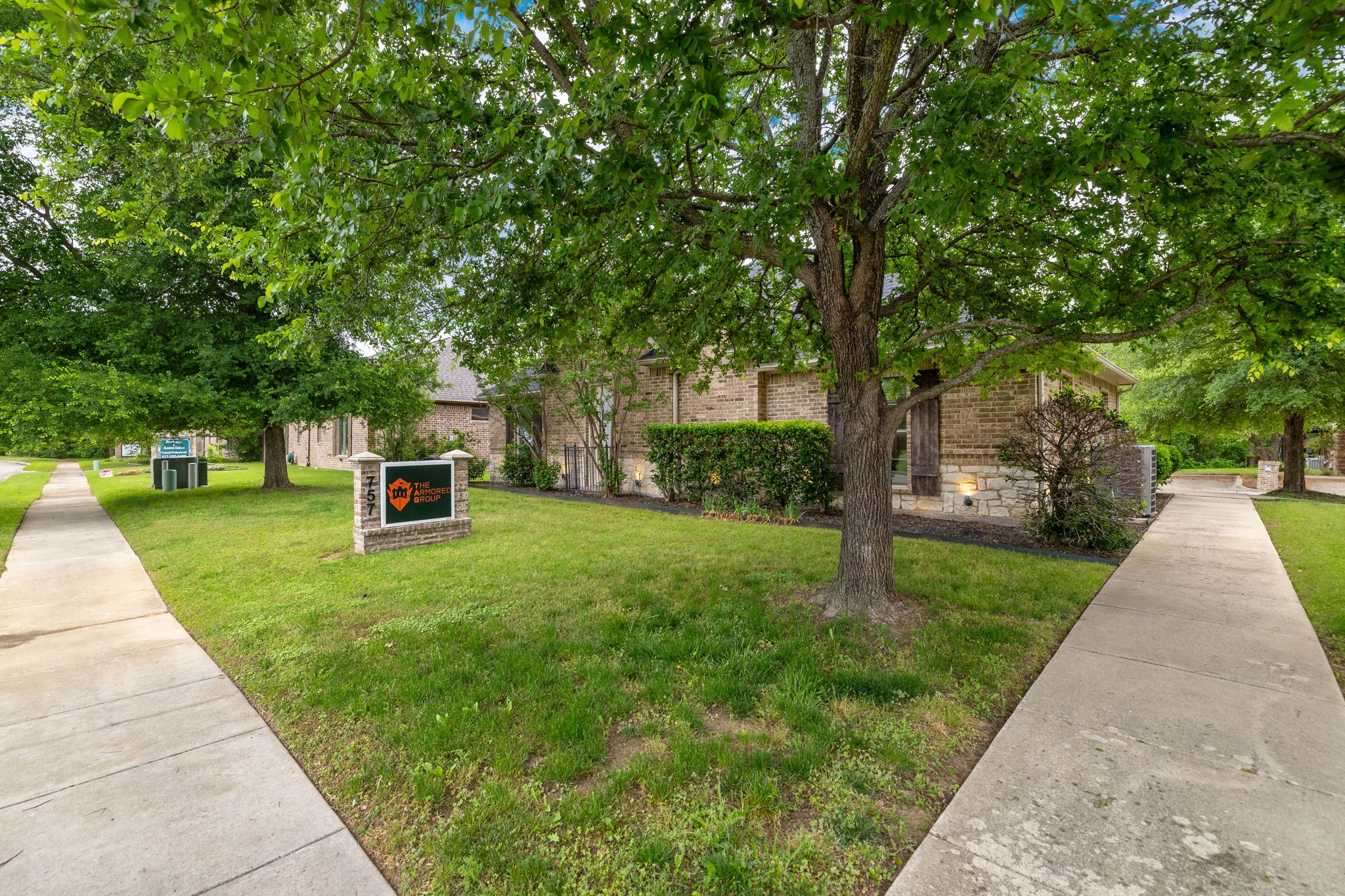 757 Lonesome Dove Trail Hurst TX 76054