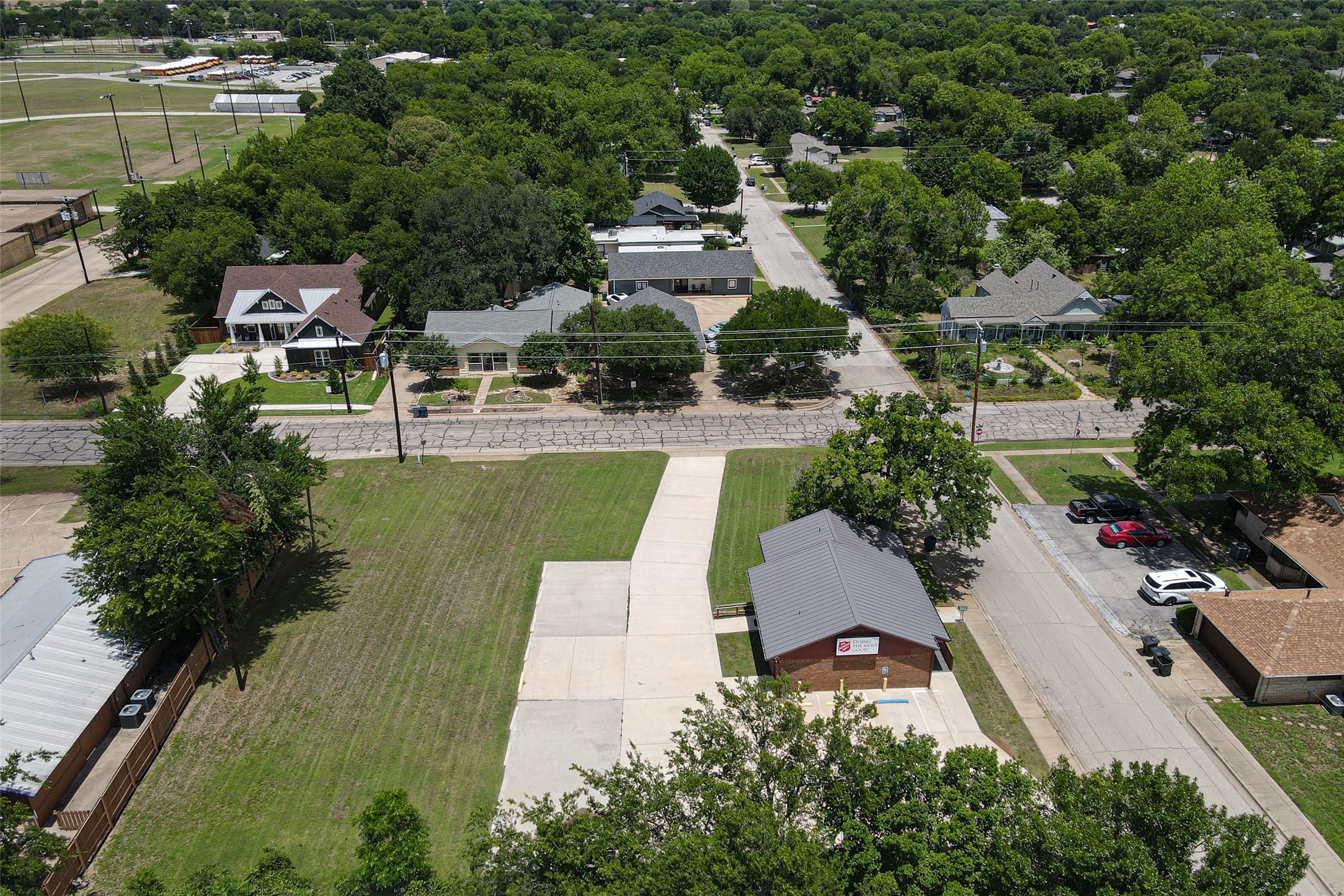 111 N Baker Street Granbury TX 76048
