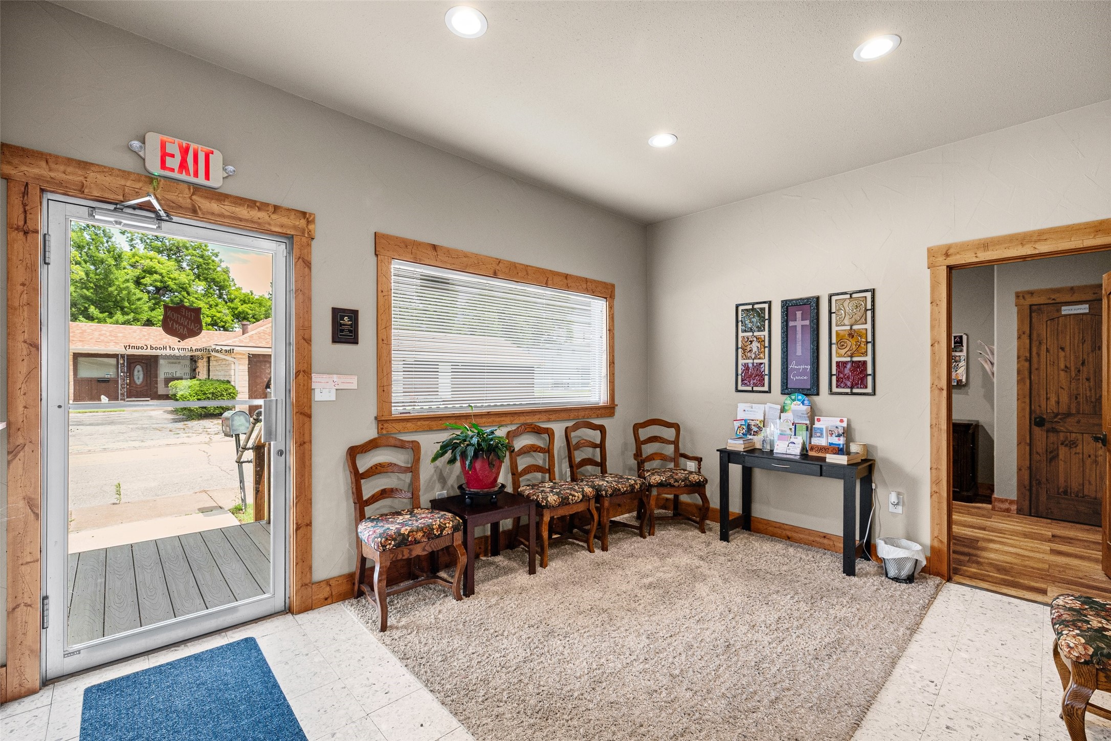 111 N Baker Street Granbury TX 76048