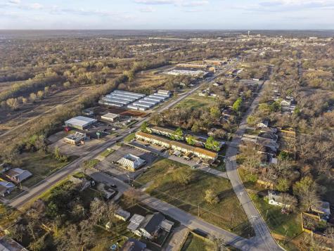 1901 W Morton Street Denison TX 75020