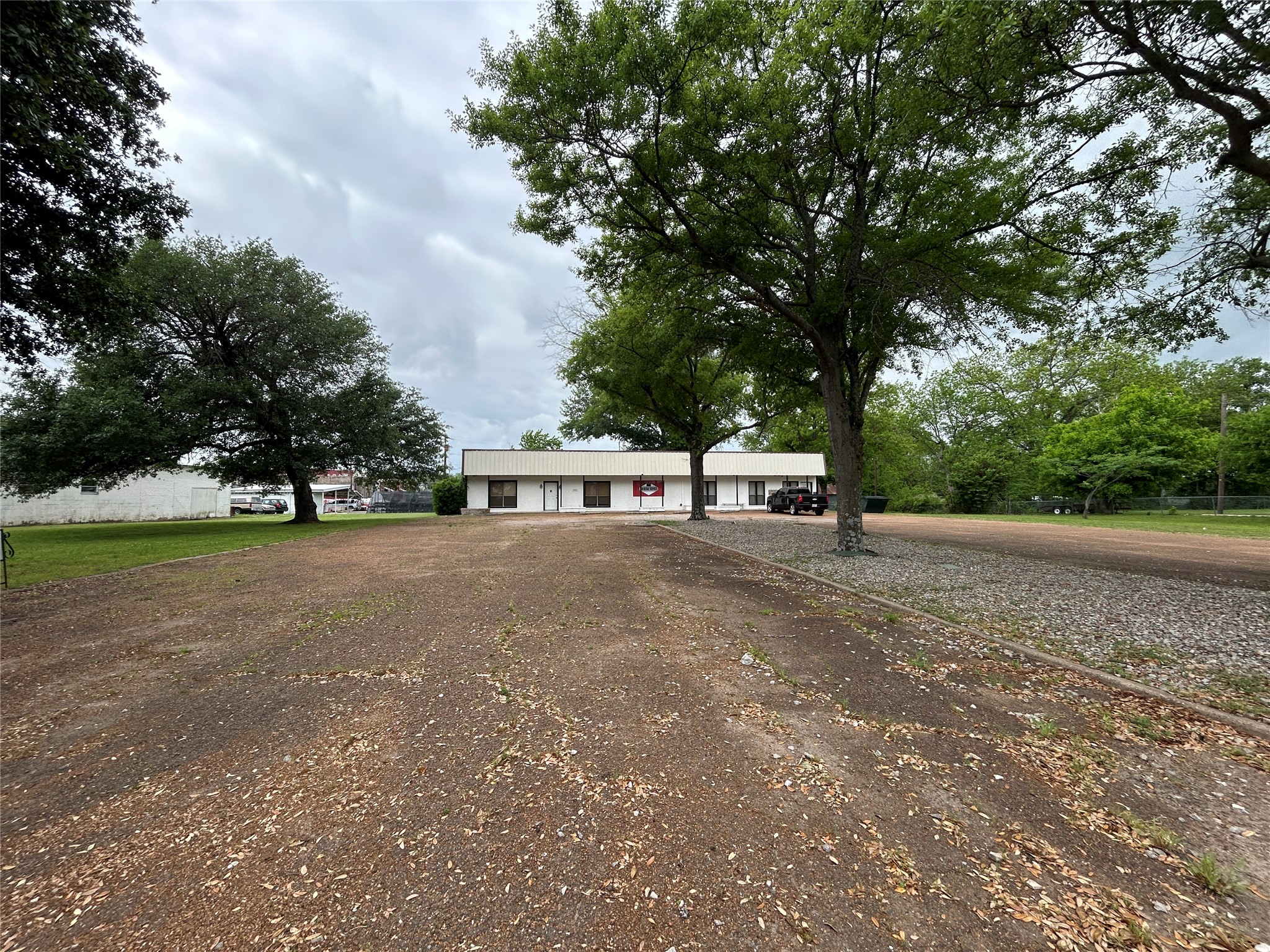 1021 Park Street Commerce TX 75428