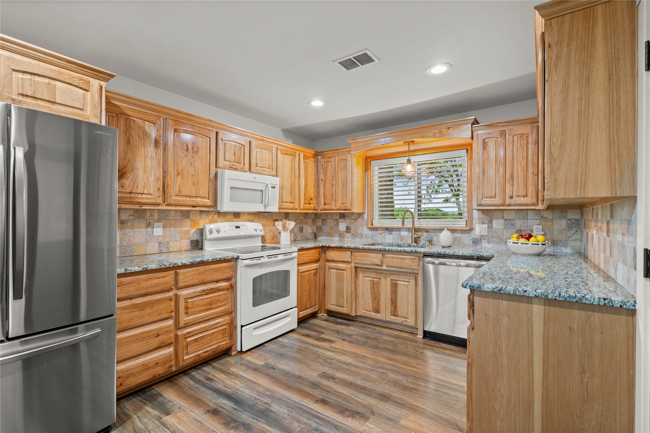341 Reast Road Whitesboro TX 76273
