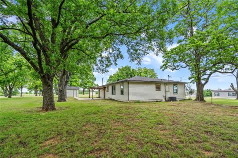 341 Reast Road Whitesboro TX 76273