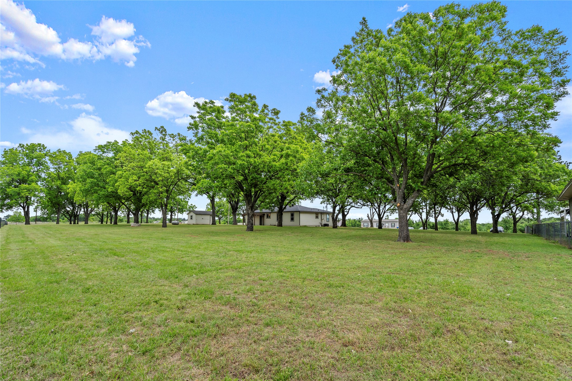 341 Reast Road Whitesboro TX 76273