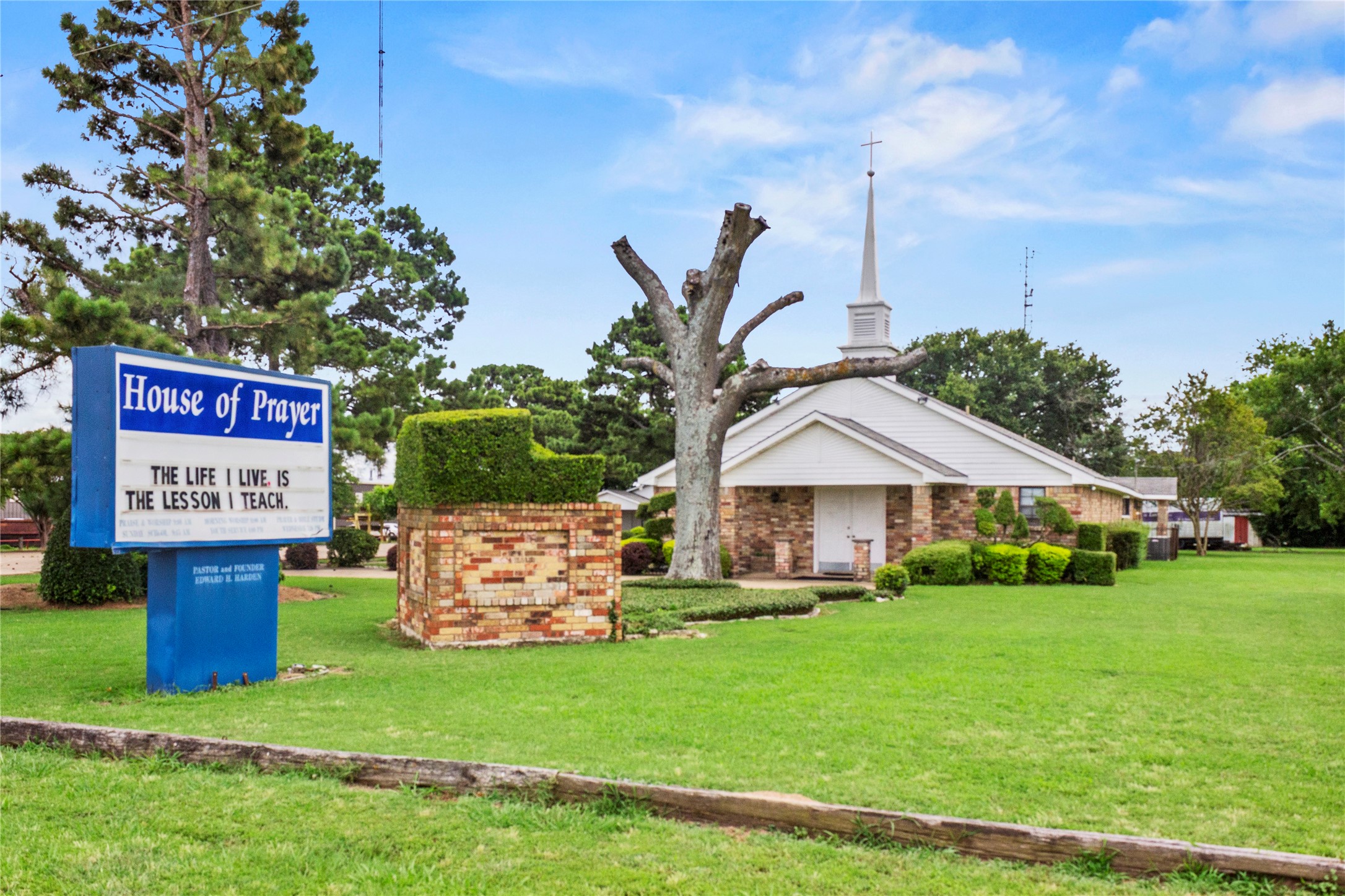 21177 Us 80 Highway Wills Point TX 75169