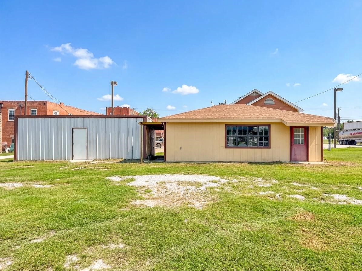 107 Briscoe Gorman TX 76454