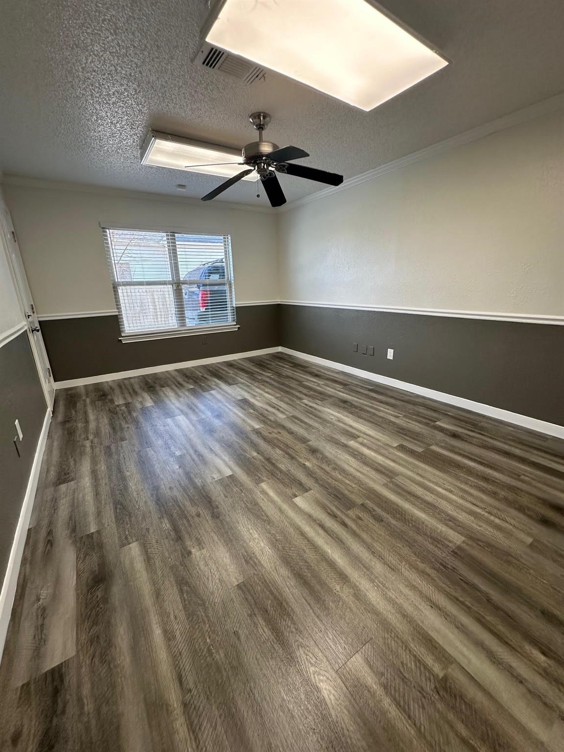 250 N Mill Street Lewisville TX 75057