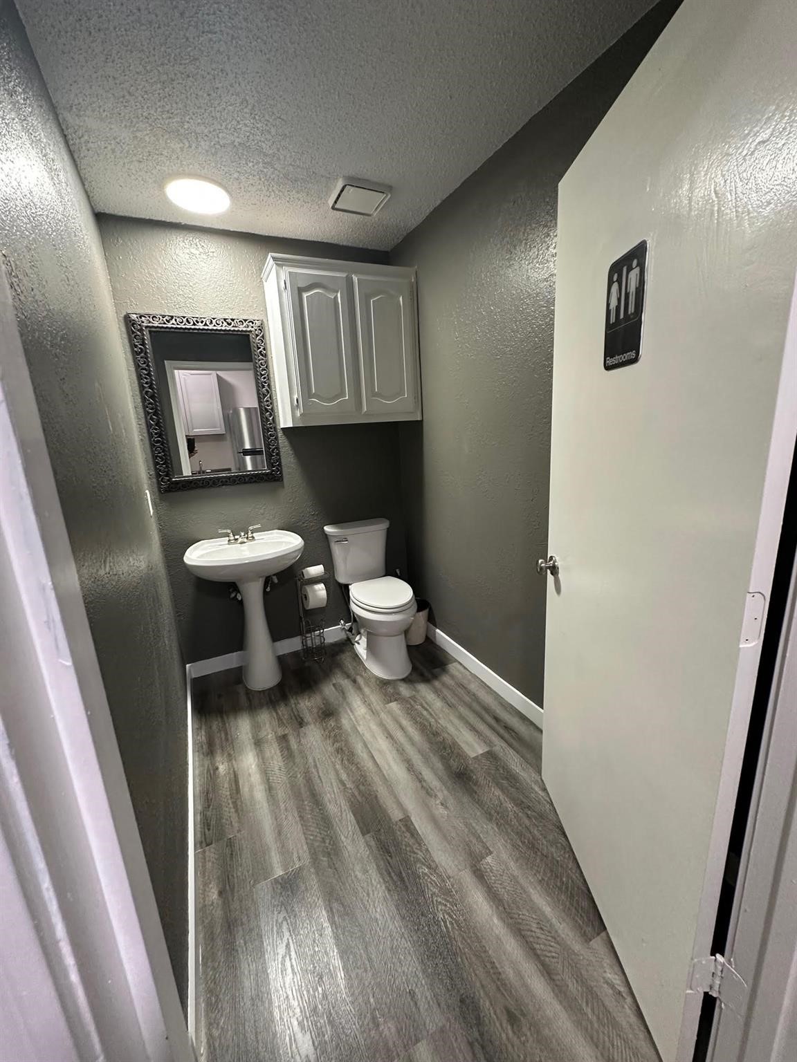 250 N Mill Street Lewisville TX 75057