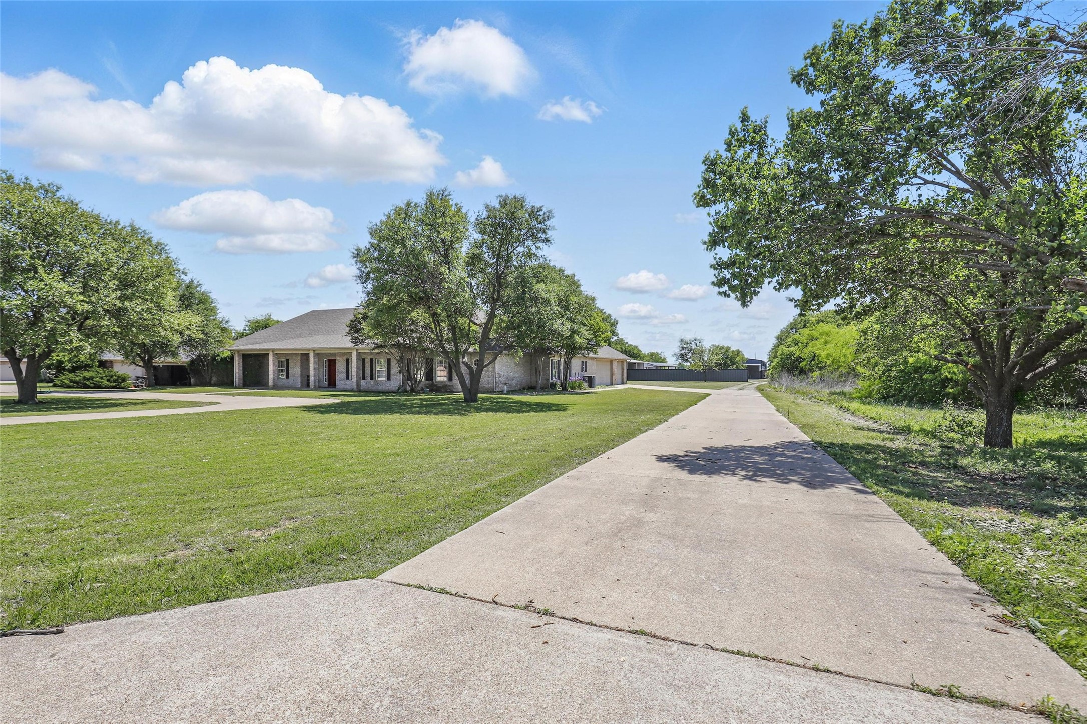2525 Colt - C Lane Crowley TX 76036