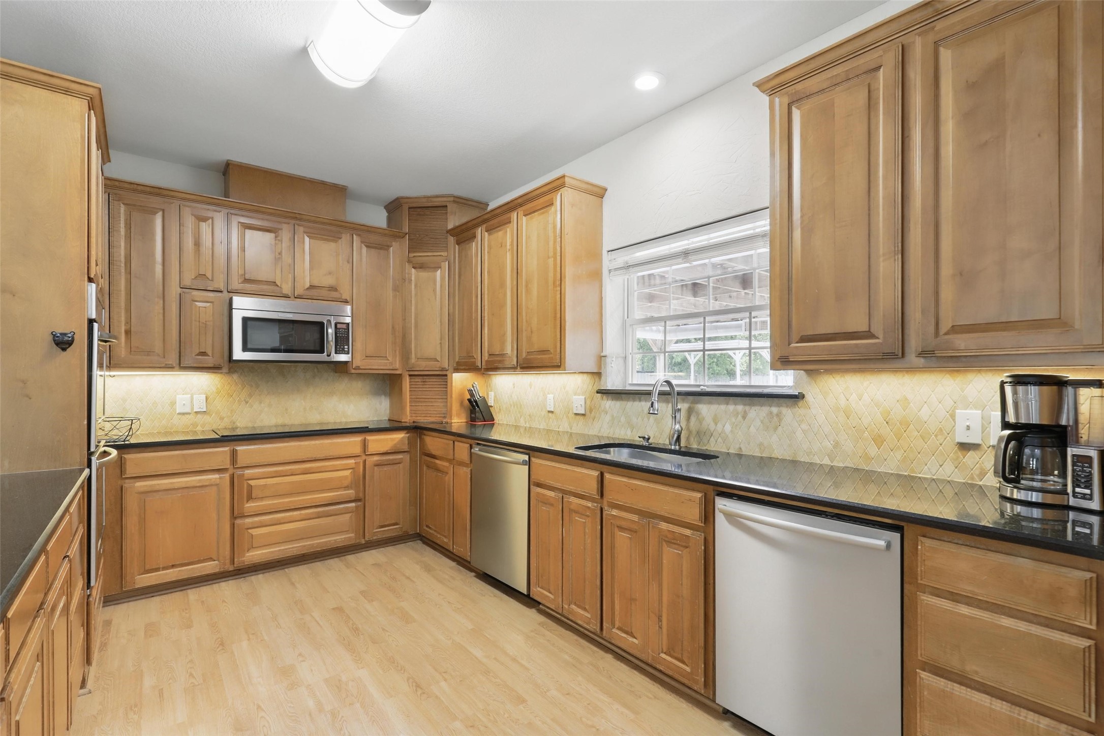 2525 Colt - C Lane Crowley TX 76036