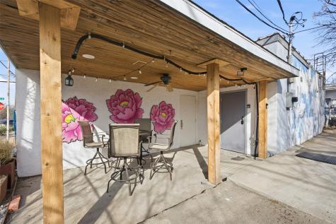 738 W Davis Street Dallas TX 75208