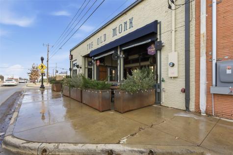738 W Davis Street Dallas TX 75208