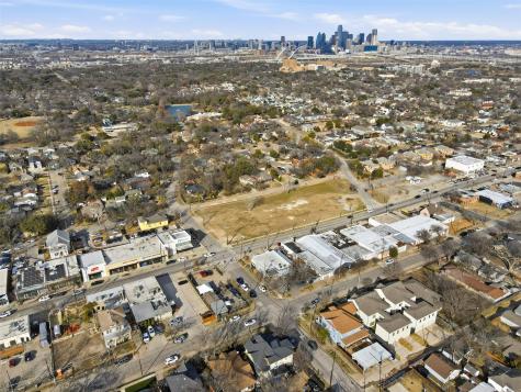 738 W Davis Street Dallas TX 75208