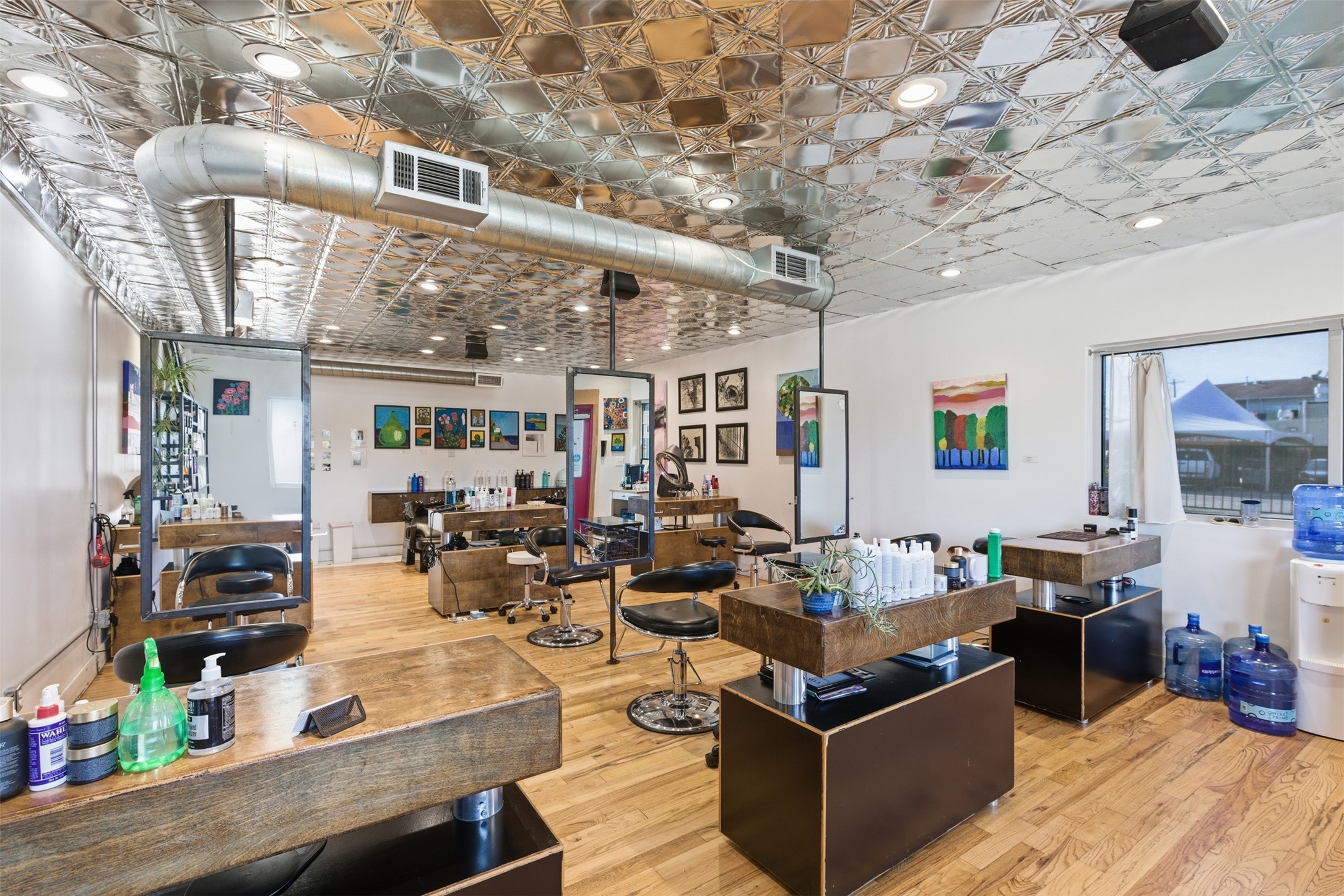 738 W Davis Street Dallas TX 75208