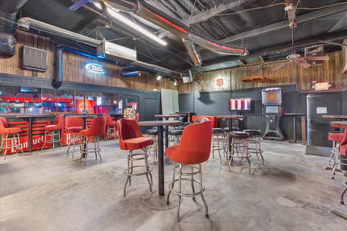 3121 N Main Street Cleburne TX 76033