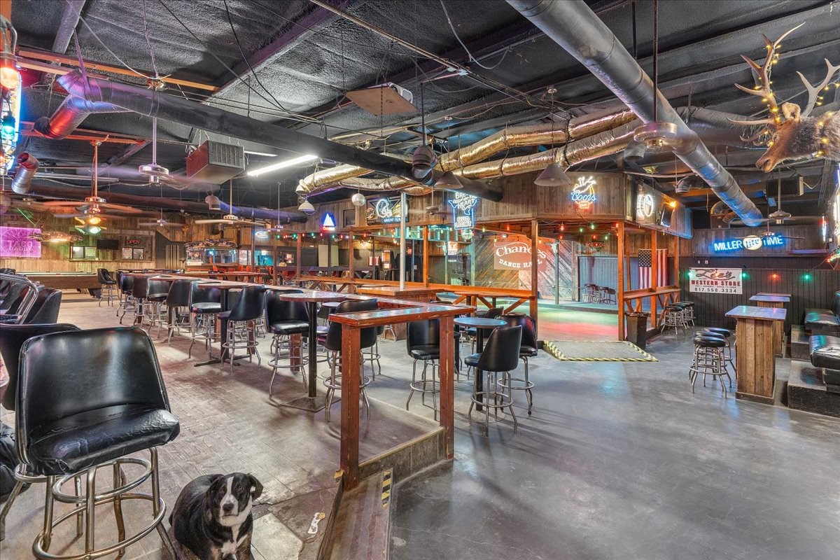 3121 N Main Street Cleburne TX 76033