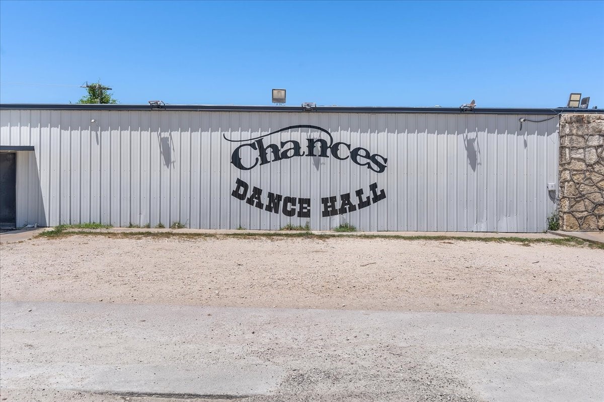 3121 N Main Street Cleburne TX 76033
