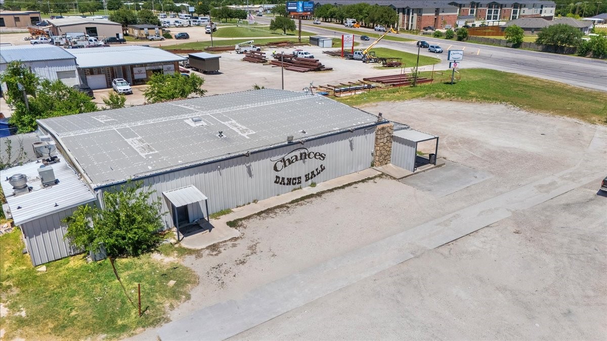 3121 N Main Street Cleburne TX 76033