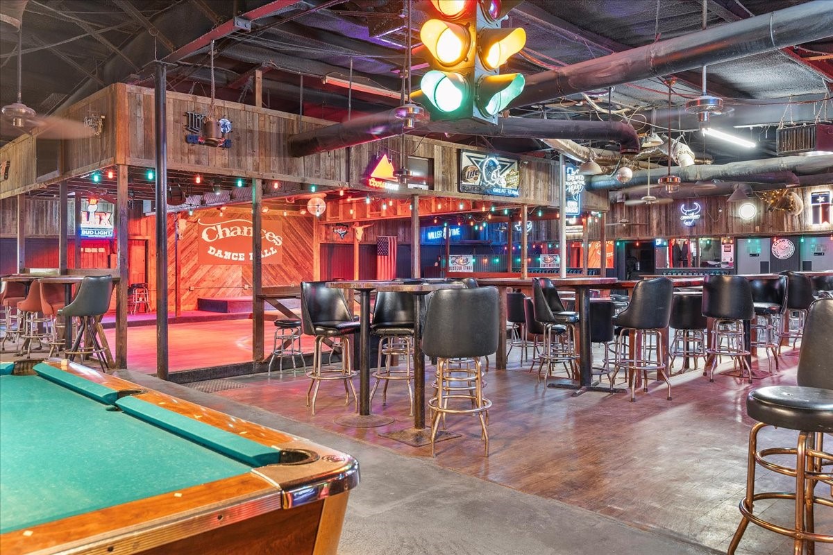 3121 N Main Street Cleburne TX 76033