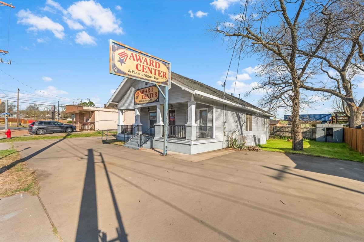 105 Eureka Street Weatherford TX 76086