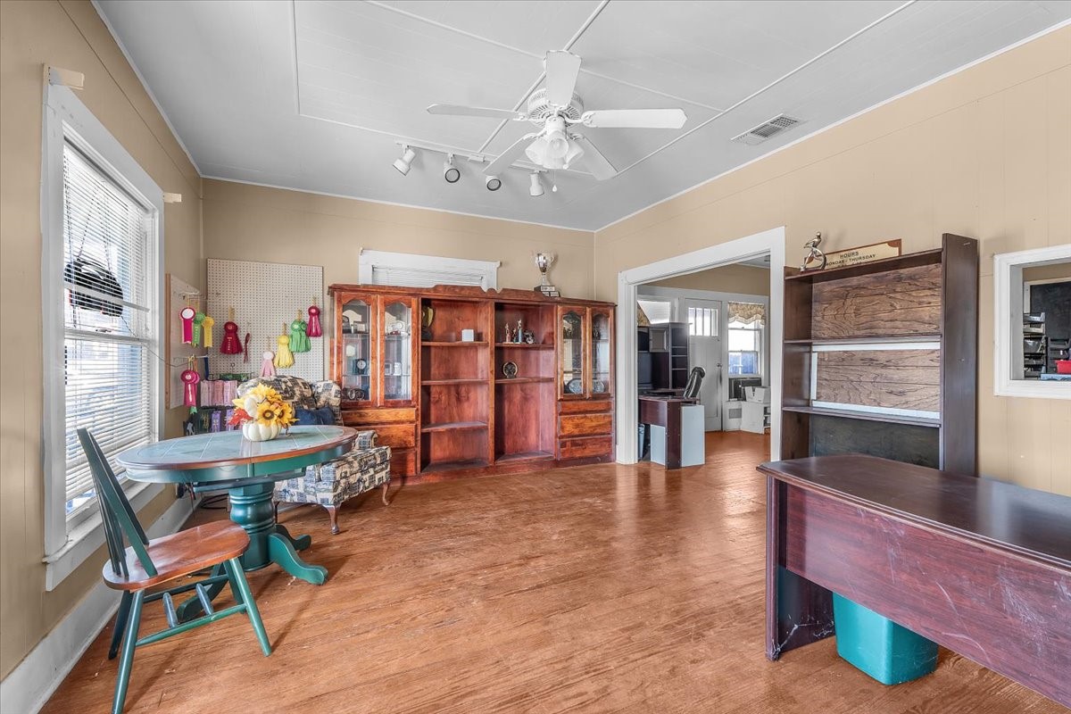 105 Eureka Street Weatherford TX 76086