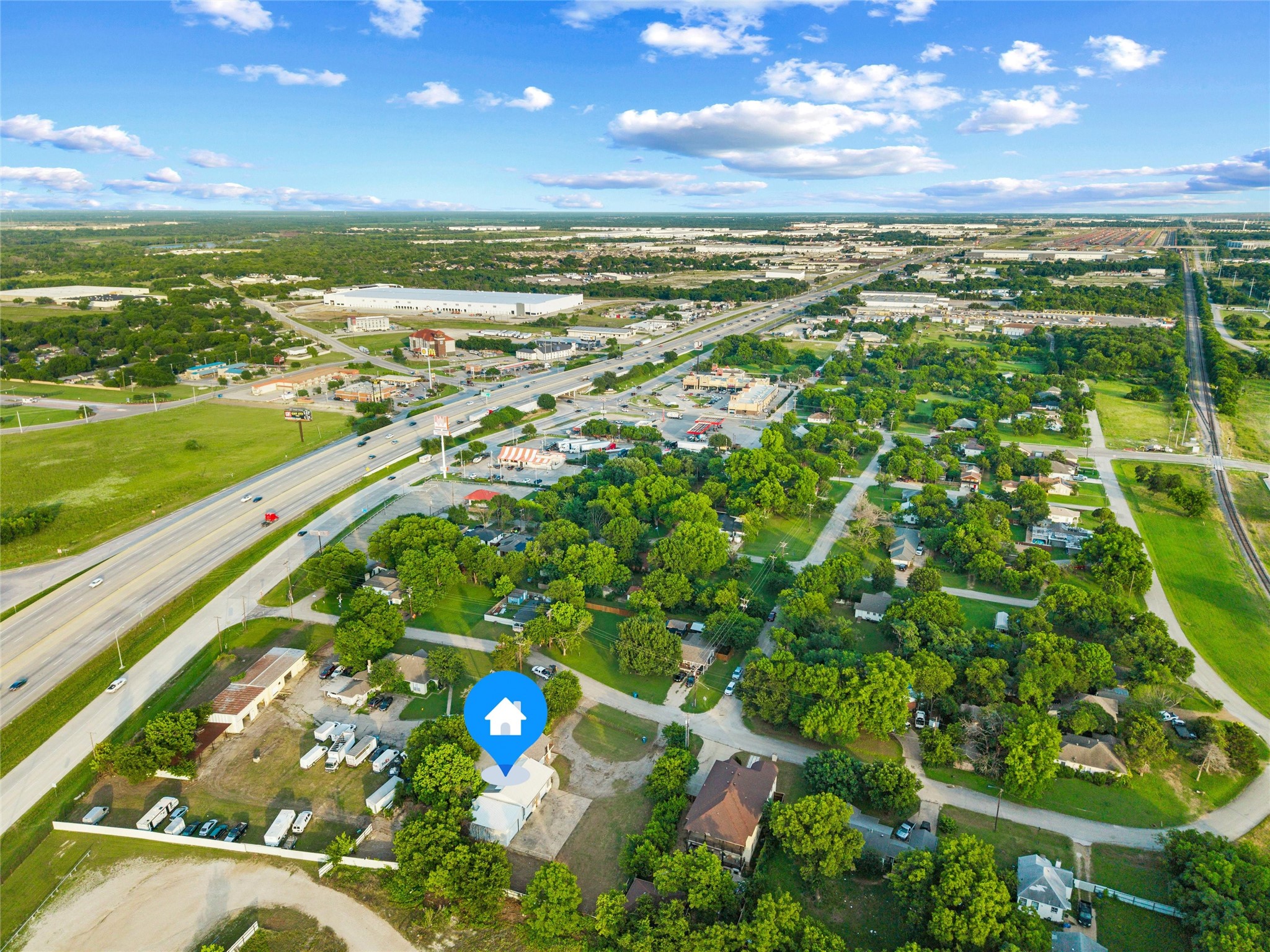 301 E Dallas Street Hutchins TX 75141