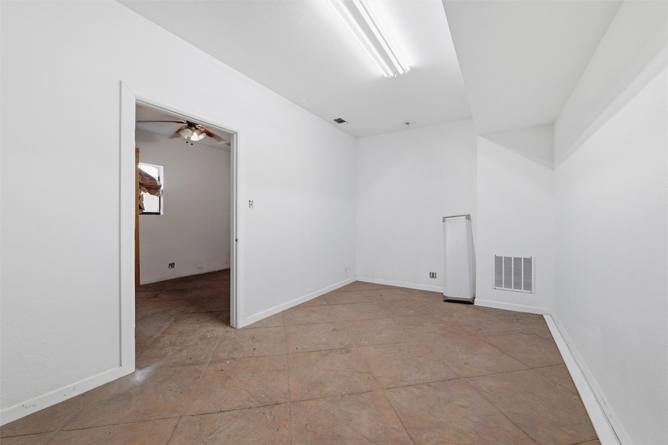 301 E Dallas Street Hutchins TX 75141