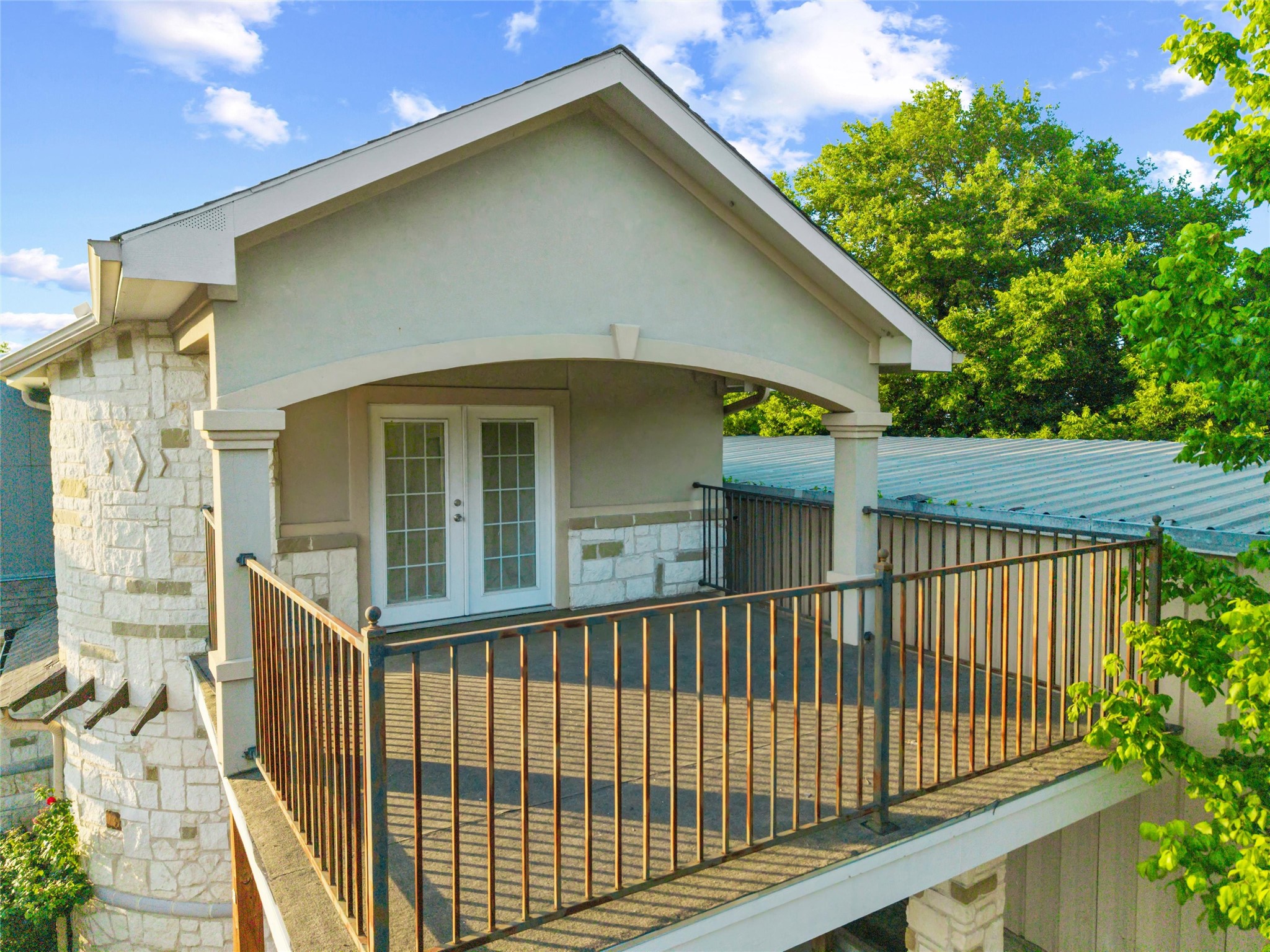 301 E Dallas Street Hutchins TX 75141