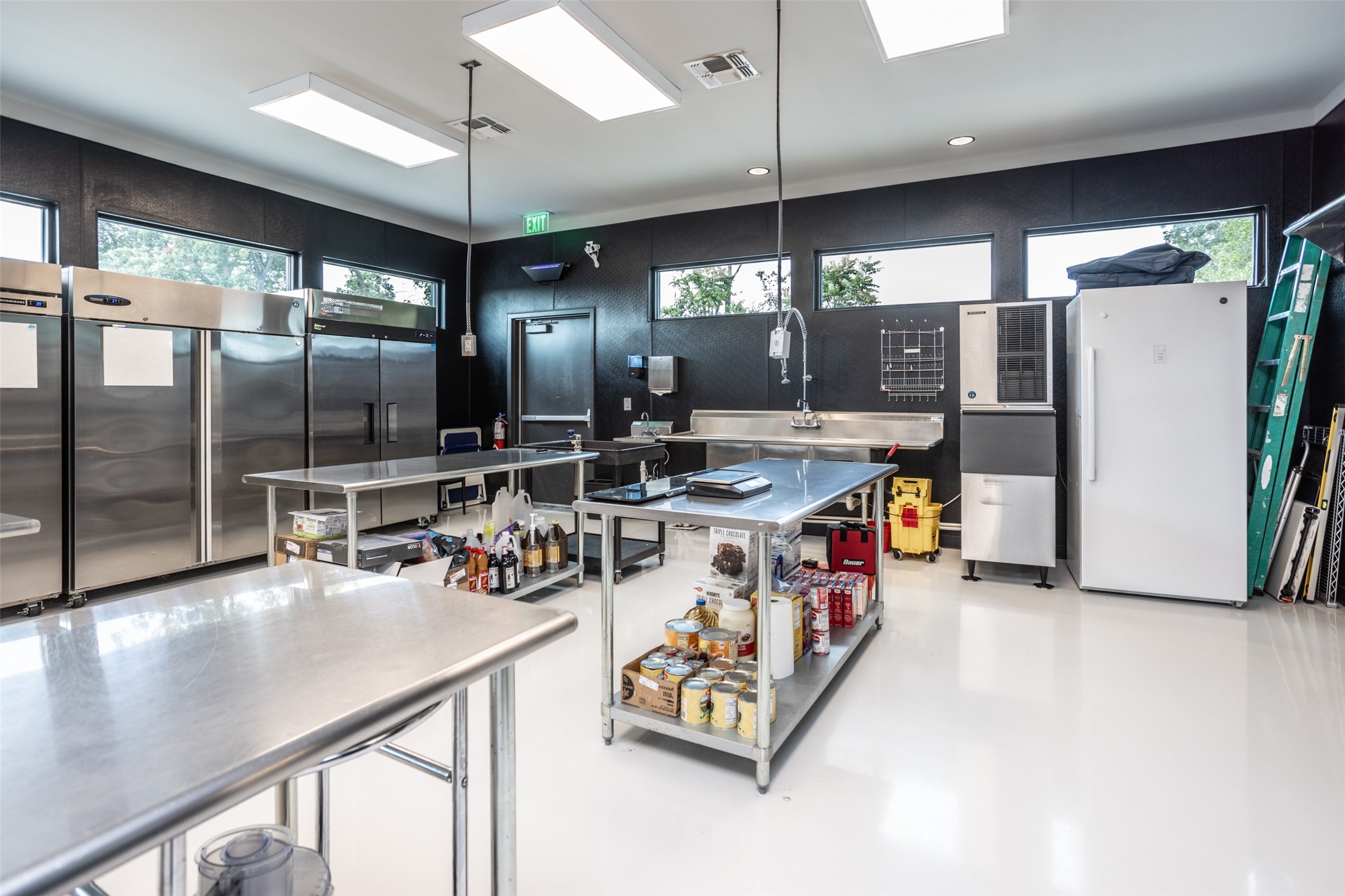 211 N Weaver Street Gainesville TX 76240