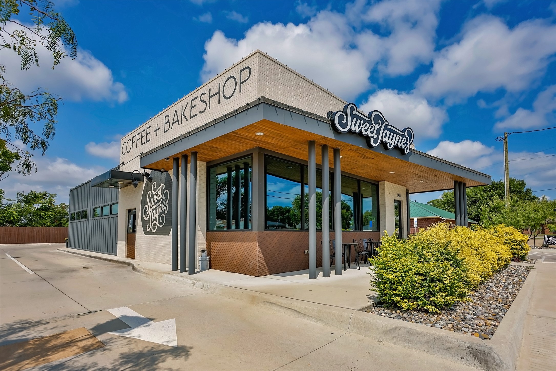 211 N Weaver Street Gainesville TX 76240