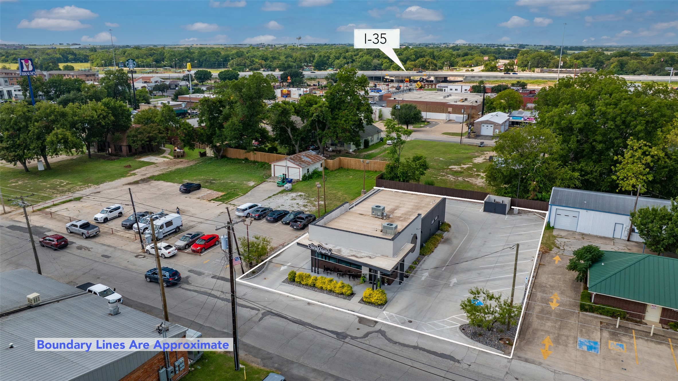 211 N Weaver Street Gainesville TX 76240