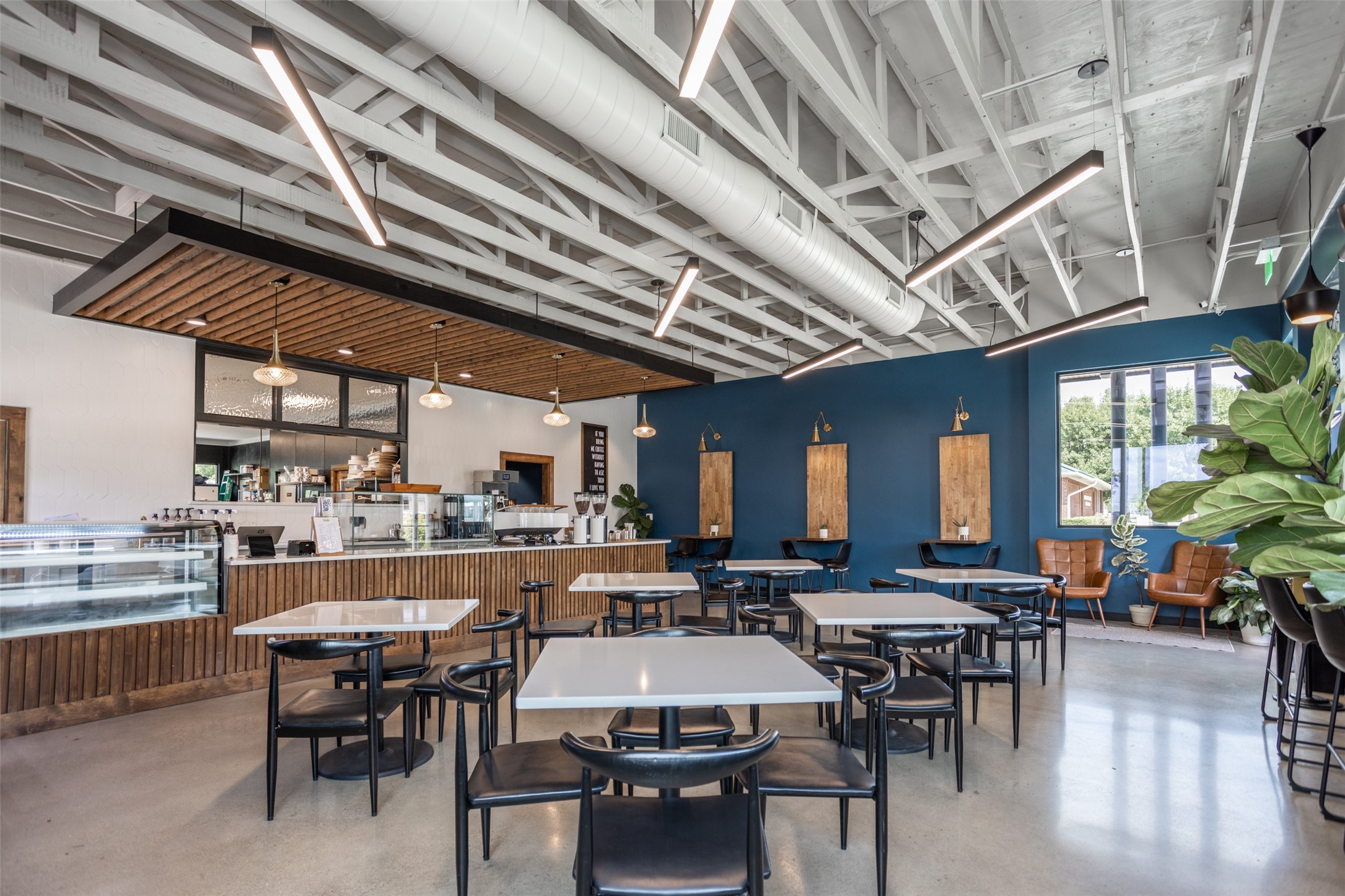 211 N Weaver Street Gainesville TX 76240